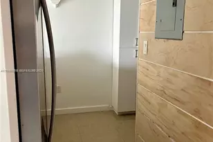 1650 NE 115th St, Miami, FL 33181 - Photo 2