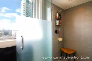 92 SW 3rd St, Miami, FL 33130 - Photo 12