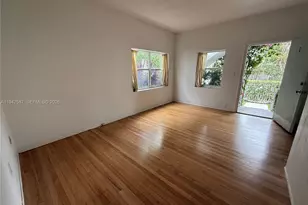 1011 9th St, Miami Beach, FL 33139 - Photo 4