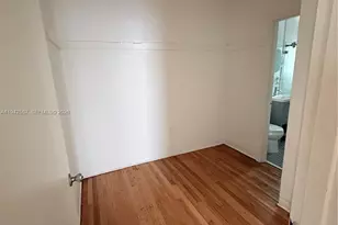 1011 9th St, Miami Beach, FL 33139 - Photo 8