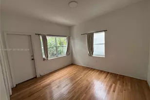 1011 9th St, Miami Beach, FL 33139 - Photo 10