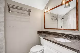 530 Melaleuca Ln, Miami, FL 33137 - Photo 20