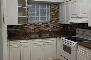 2498 SW 17th Ave, Miami, FL 33145 - Photo 10