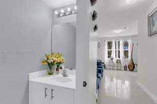 950 NE 42nd Pl, Homestead, FL 33033 - Photo 8