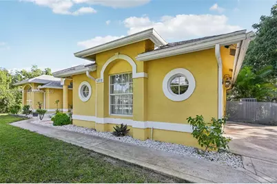 12878 N 77th Pl N, West Palm Beach, FL 33412 - Photo 2