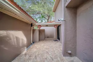 107 Heatherbrook Way, Hollywood, FL 33021 - Photo 40