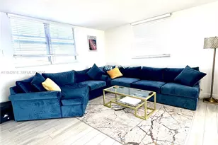 6900 Bay Dr, Miami Beach, FL 33141 - Photo 2