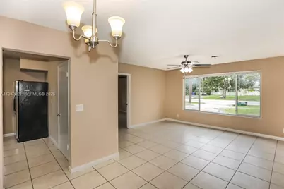 351 SW 31st Ave, Fort Lauderdale, FL 33312 - Photo 4