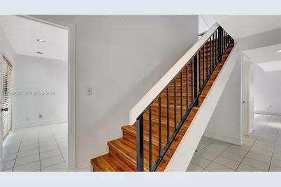 205 Dunwoody Ln #17-85, Hollywood, FL 33021 - Photo 10