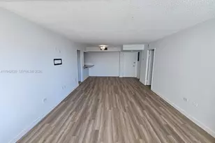 7135 Collins Ave, Miami Beach, FL 33141 - Photo 6