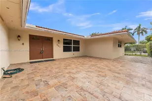 601 N 44th Ave, Hollywood, FL 33021 - Photo 2