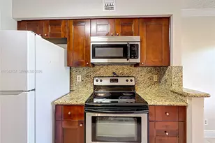 9877 Westview Dr, Coral Springs, FL 33076 - Photo 26