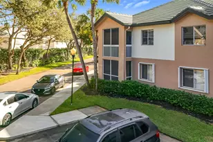 9877 Westview Dr, Coral Springs, FL 33076 - Photo 52