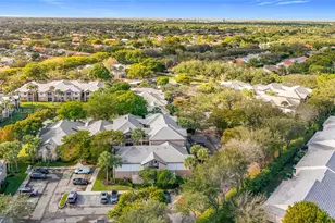 9877 Westview Dr, Coral Springs, FL 33076 - Photo 2