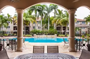 230 SW 117th Terrace, Pembroke Pines, FL 33025 - Photo 2