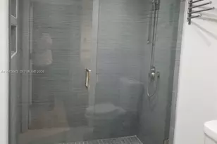 2470 Centergate Dr, Miramar, FL 33025 - Photo 6