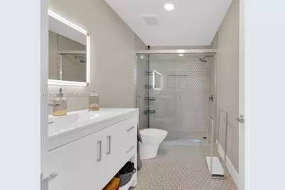 3029 NE 188 St #711, Aventura, FL 33180 - Photo 18