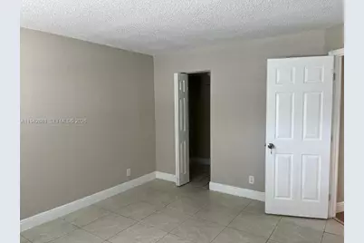 8051 Colony Cir S #109, Tamarac, FL 33321 - Photo 8