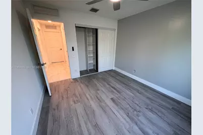 2430 NW 22nd Rd, Fort Lauderdale, FL 33311 - Photo 22