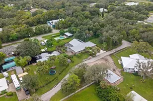 1981 Carbonata Dr, Other City - In The State Of Florida, FL 33920 - Photo 50