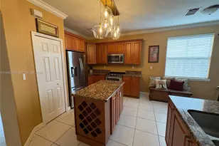 5902 SW 166th Ct, Miami, FL 33193 - Photo 6