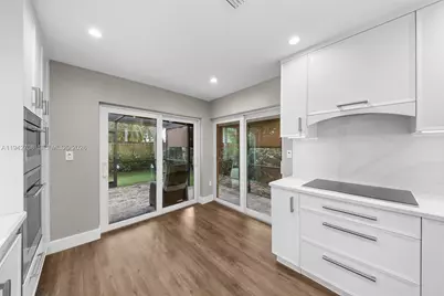 22239 SW 98th Pl, Cutler Bay, FL 33190 - Photo 14