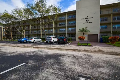 13250 SW 4th Ct #409G, Pembroke Pines, FL 33027 - Photo 2