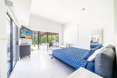 766 NE 96th St, Miami Shores, FL 33138 - Photo 16