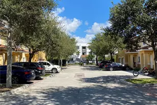 322 NE 3rd St, Hallandale Beach, FL 33009 - Photo 36