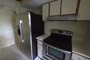 8215 SW 152nd Ave, Miami, FL 33193 - Photo 10