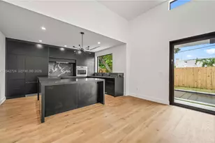 326 NW 40th St, Miami, FL 33127 - Photo 12