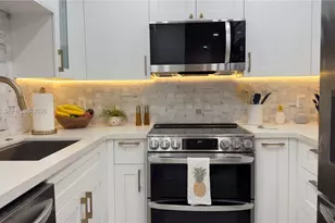 5161 Collins Ave, Miami Beach, FL 33140 - Photo 8