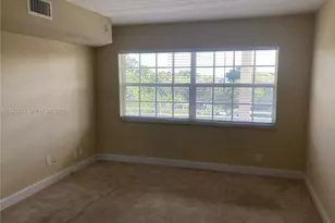 805 Cypress Blvd, Pompano Beach, FL 33069 - Photo 6