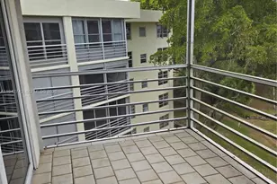 805 Cypress Blvd, Pompano Beach, FL 33069 - Photo 20