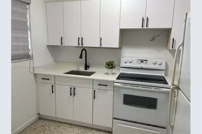 142 SW 18th Ave #19, Miami, FL 33135 - Photo 2
