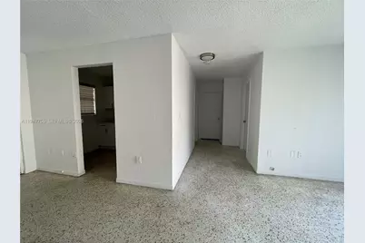 142 SW 18th Ave #19, Miami, FL 33135 - Photo 24