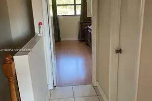 1318 W 42nd St, Hialeah, FL 33012 - Photo 10