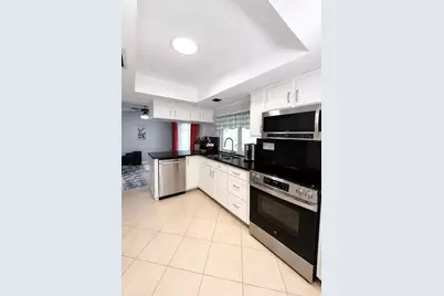 2450 NW 85th Ave, Sunrise, FL 33322 - Photo 6