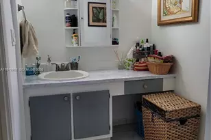 20301 W Country Club Dr, Aventura, FL 33180 - Photo 6