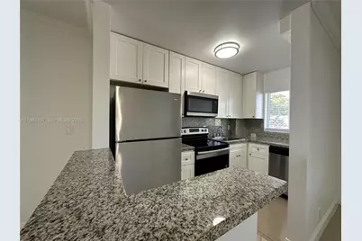 1400 NE 56th St #209, Fort Lauderdale, FL 33334 - Photo 4