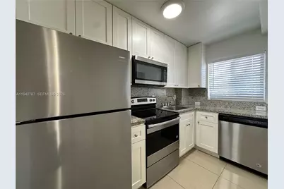 1400 NE 56th St #209, Fort Lauderdale, FL 33334 - Photo 6