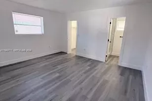 275 NE 173, North Miami Beach, FL 33162 - Photo 14