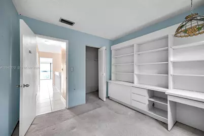 9907 NW 9th St Cir #15-20, Miami, FL 33172 - Photo 32