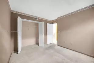 9907 NW 9th St Cir, Miami, FL 33172 - Photo 38