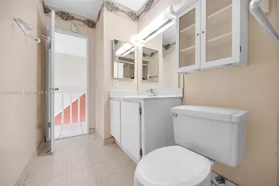 9907 NW 9th St Cir #15-20, Miami, FL 33172 - Photo 42