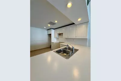 12 Royal Palm Way #405, Boca Raton, FL 33432 - Photo 2