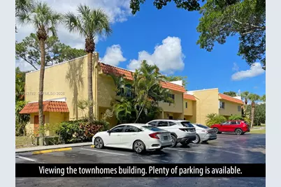 892 SW 9th Street Cir #4, Boca Raton, FL 33486 - Photo 2