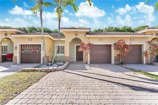 1174 NE 32nd Ave, Homestead, FL 33033 - Photo 1