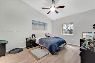 1174 NE 32nd Ave, Homestead, FL 33033 - Photo 10