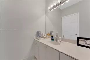 1174 NE 32nd Ave, Homestead, FL 33033 - Photo 12